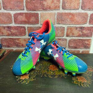 Under Armour Size 7 Soccer Shoes